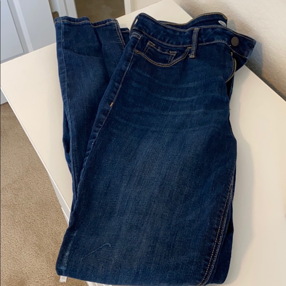 Old Navy Rockstar Super Skinny High Rise Jean